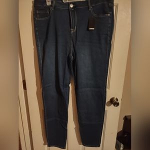 Avenue plus size skinny jeans 18tall